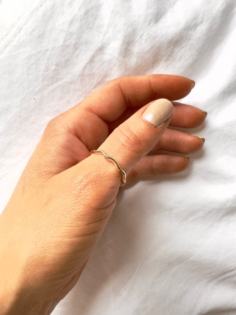 Thin Gold Wave Ring
